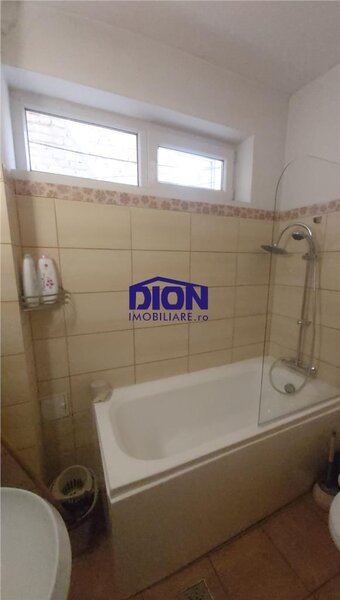 Apartament cu 2 camere  zona Mitropolie - Unirii